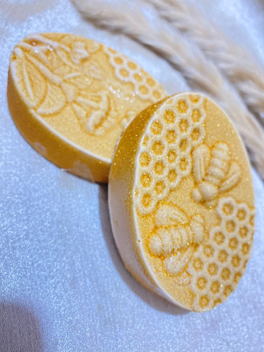 1pc Milk and Honey Soap Bar With Rice and Almond Extract For Best Glowing Results Ideal for all Skin Types Pure Natural