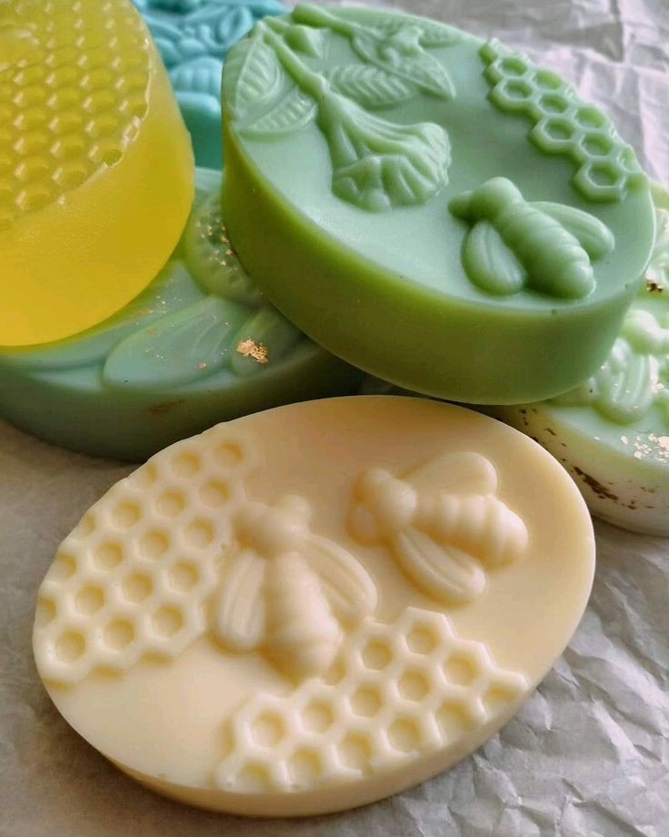 1pc Milk and Honey Soap Bar With Rice and Almond Extract For Best Glowing Results Ideal for all Skin Types Pure Natural