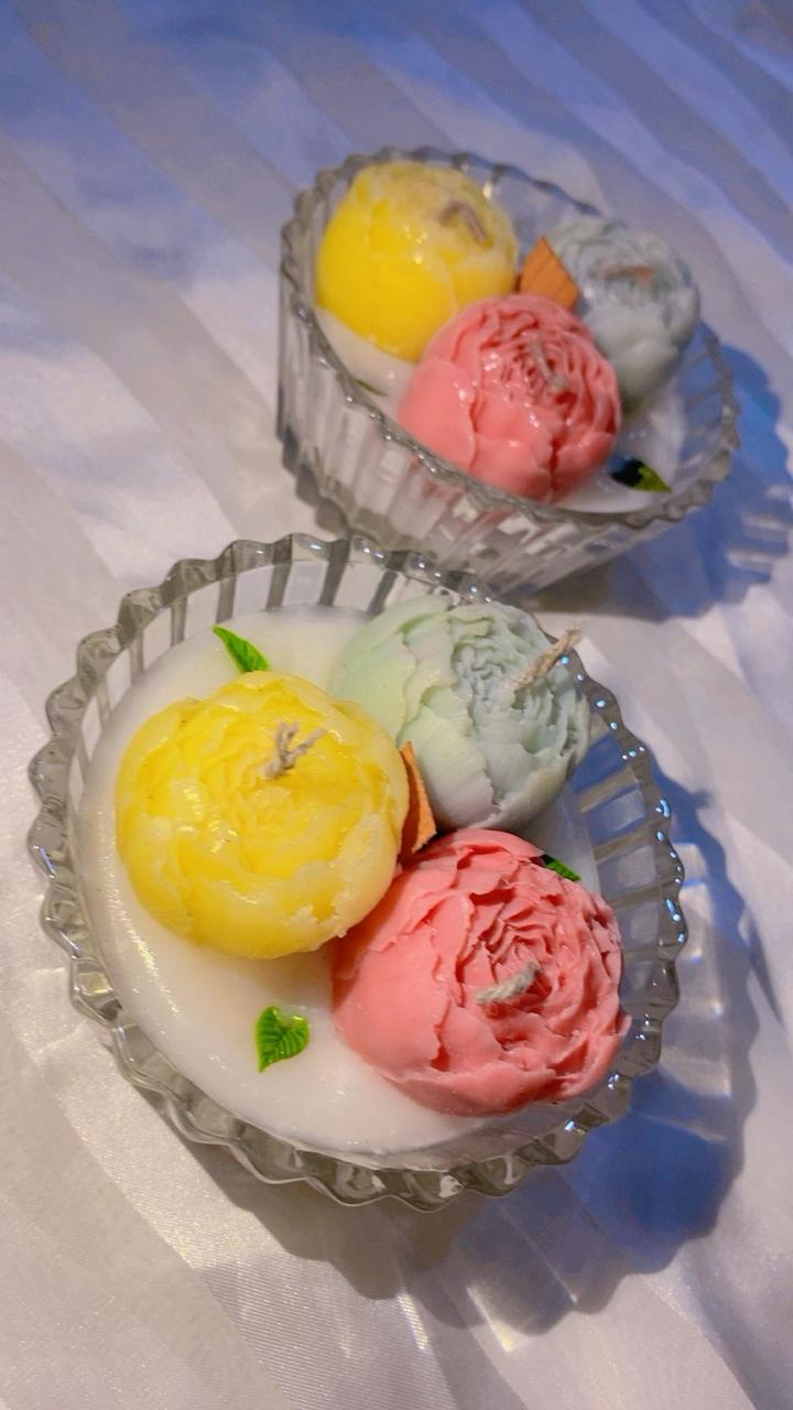 1pc Bouquet Candle have 4 wicks for Lit Looking Marvelous for Home decor and Gift Packs Now in Sale Price