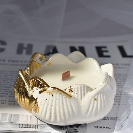 1pc Tulip Shape Handmade Candle With Amazing Fragrance Looking Gorgeous For Home Decor and Gifts