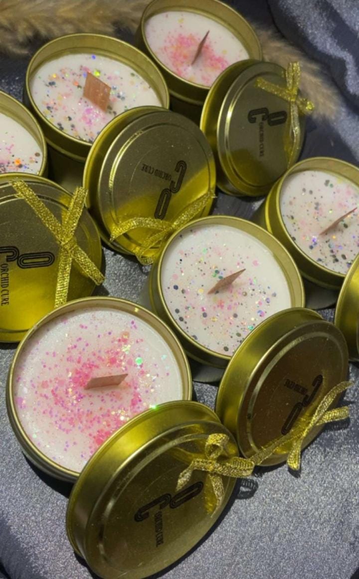 1pc Stylish Scented Candle Tin For Home Decor and Gift Packs Looking Marvelous with Nice Fragrance